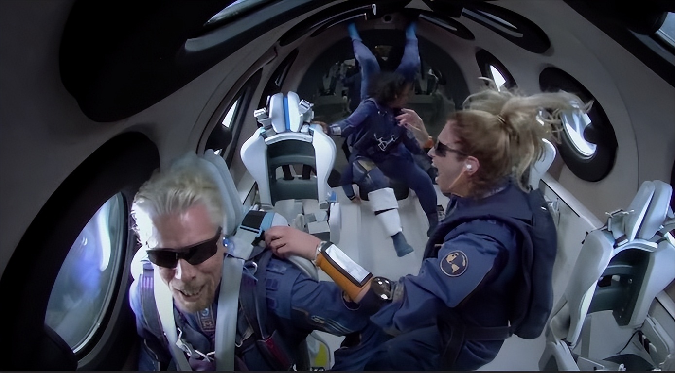 美国维珍银河航天飞机造价,美国最新航天飞机太空视频