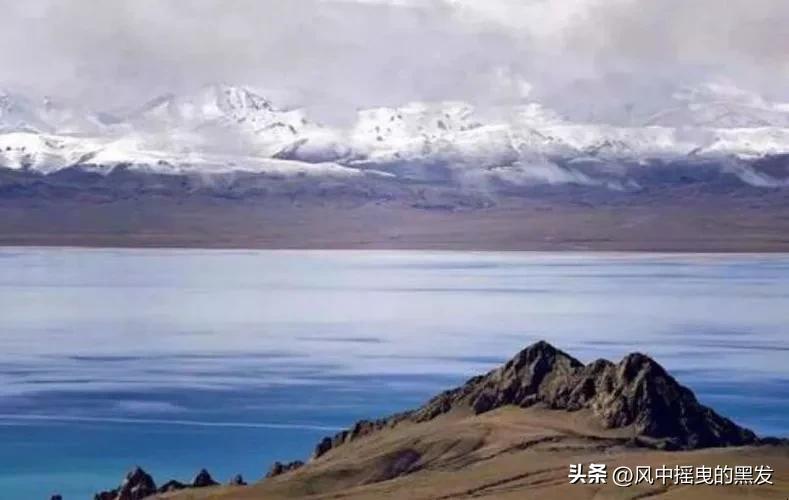 一天学一单词,沸反盈天成语