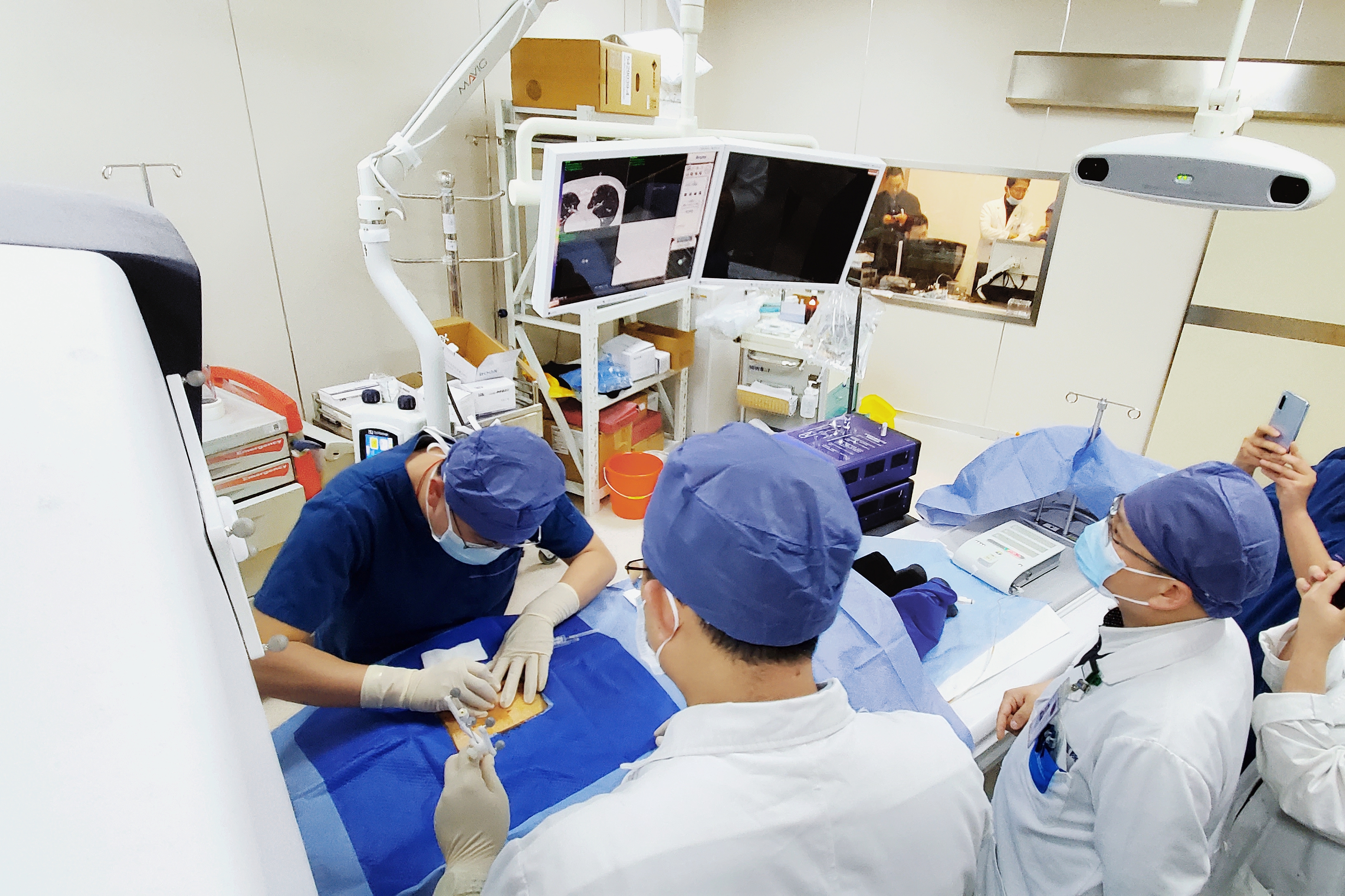 肺癌结节热消融术,肺肿瘤冷冻消融术能根治肺癌吗