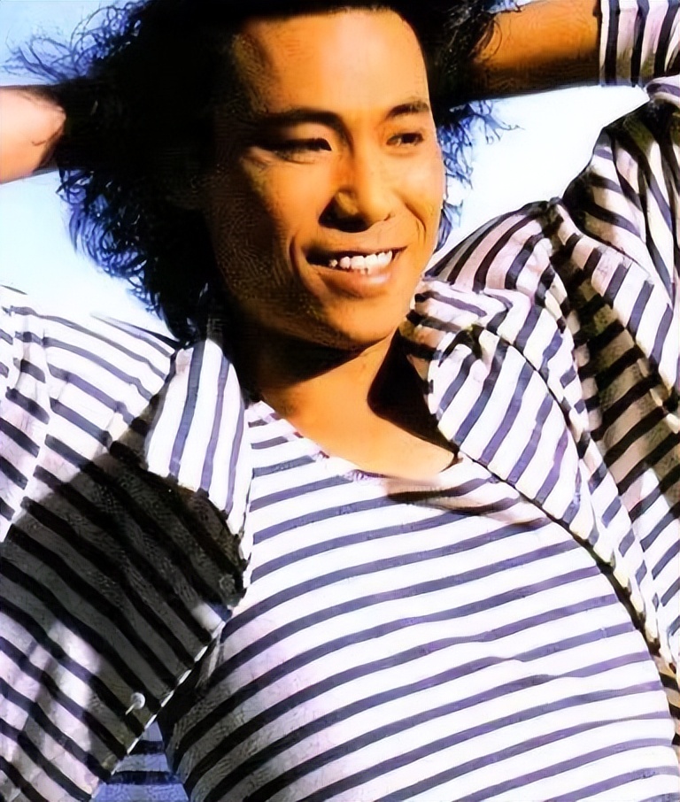 70岁香港摇滚教父夏韶声：情史胜过谢贤，与33岁女友只恋爱不结婚