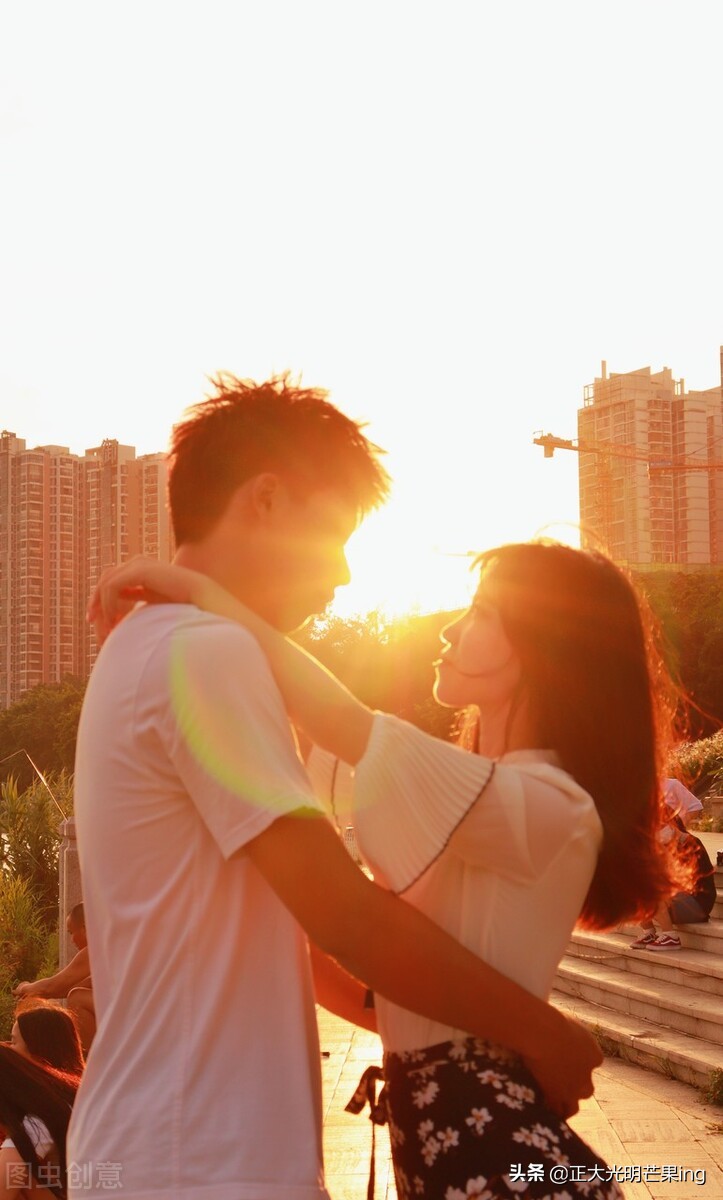 结婚了前男友还联系我是什么心理,结婚了前男友还联系