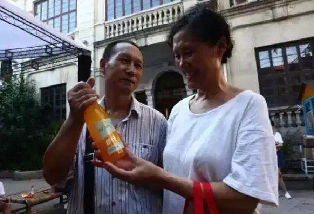 好物之国货志丨用一瓶汉口二厂汽水,“复活”老武汉的味道
