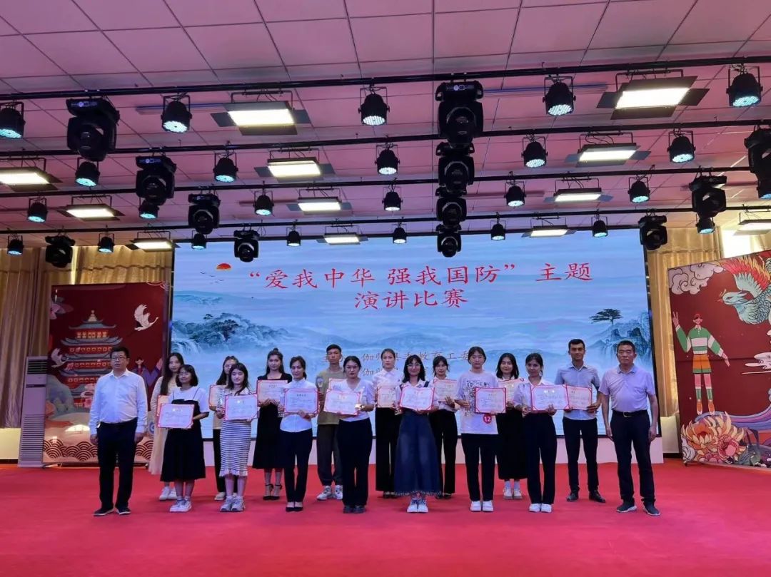 心系国防爱我中华演讲第一名视频,高燃热血励志演讲