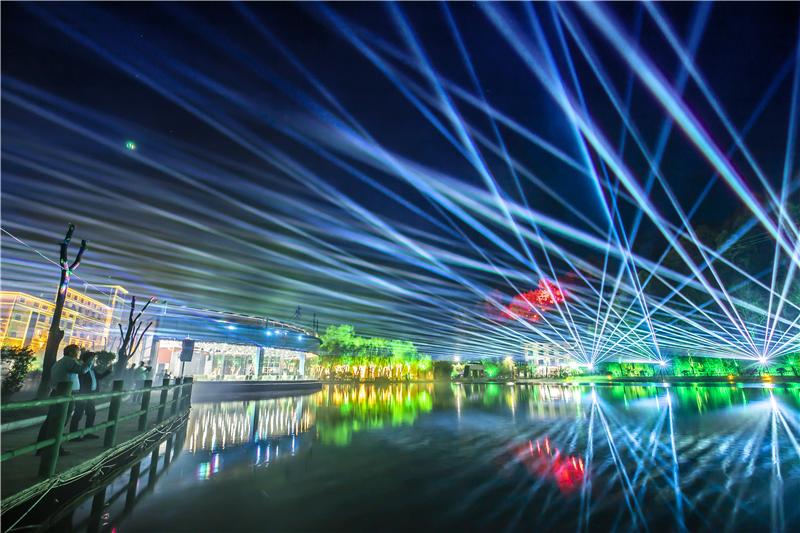 河南省国家级夜间文化和旅游消费集聚区掠影②｜重渡沟风景区越夜越精彩