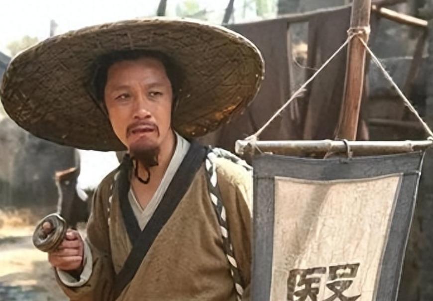 广西一犯人被枪决,广西一罪犯被押往刑场枪决