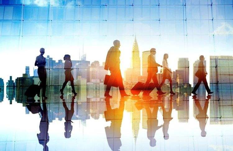 人在职场做到什么重要,用力过度的人生是一场灾难