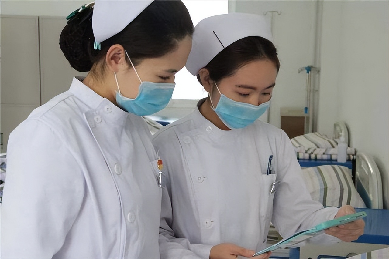 杭州直系亲属医保卡可以共用吗,江苏直系亲属共用医保卡操作步骤