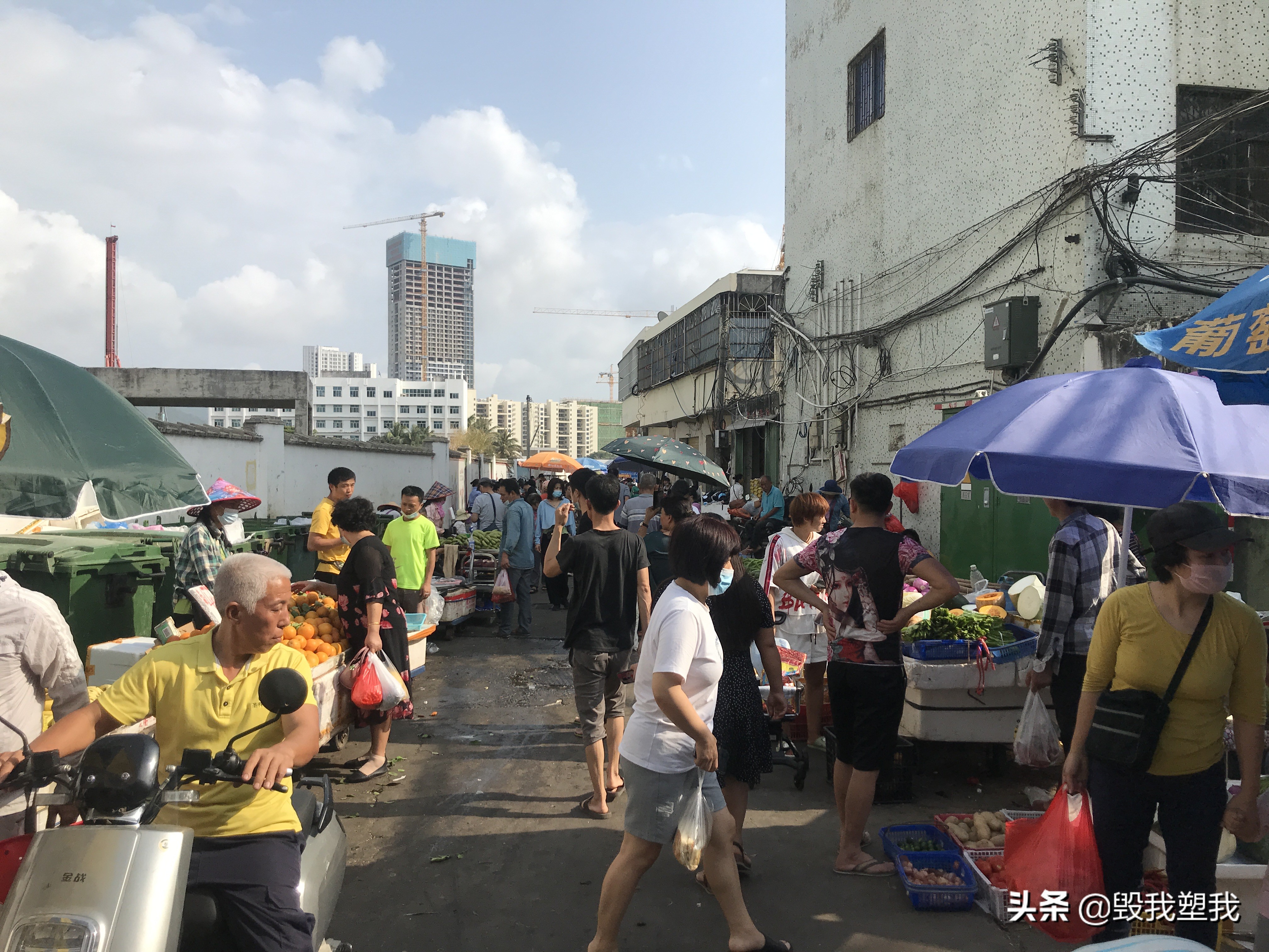 海南三亚街头真实视频,三亚街边小视频