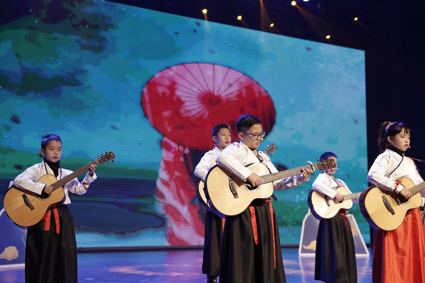 小熊吉他音乐会现场,小熊吉他2020琴谱