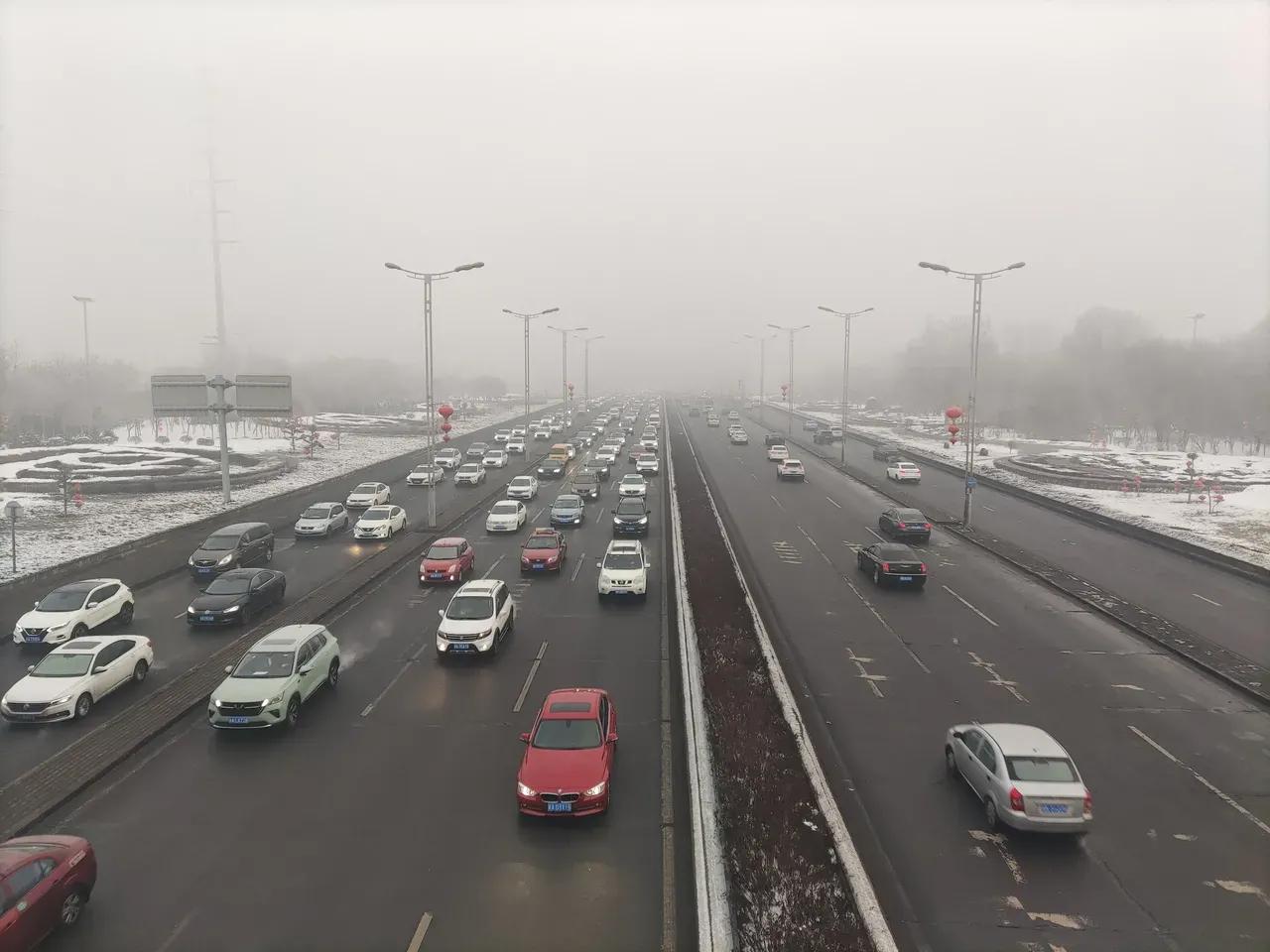 乌鲁木齐2021推动夜间经济,乌鲁木齐市2020年10大惠民工程