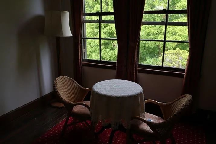 2023年佳能eosr7还值得买吗,性能最佳的半画幅相机