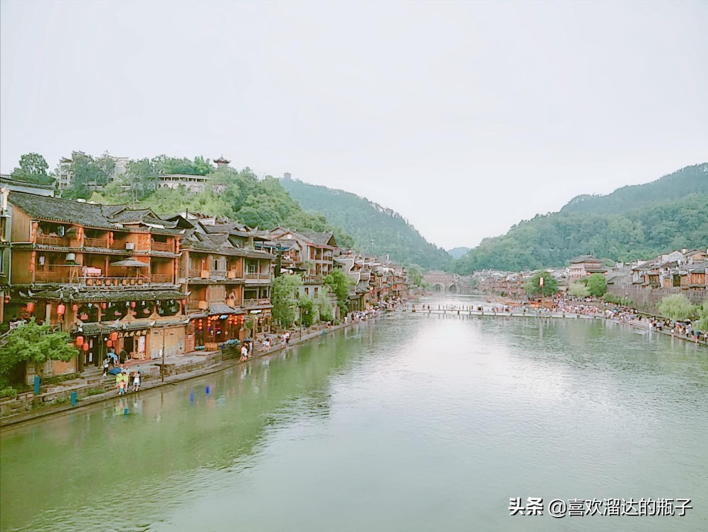 凤凰古城晚上被搭讪,去凤凰古城被搭讪