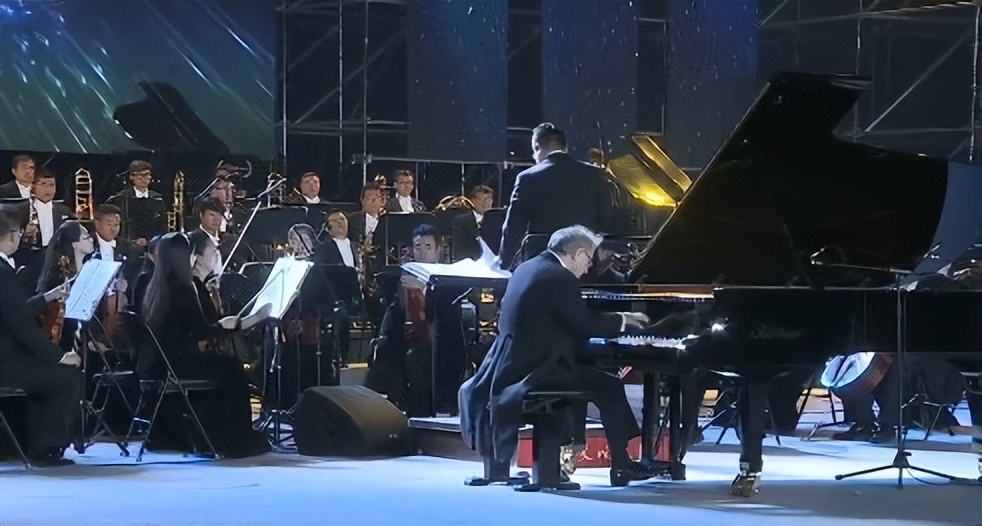 韦伯德国歌剧,德国第一部浪漫主义歌剧是什么