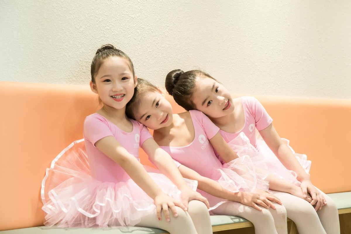 少儿早教加盟十大品牌,少儿舞蹈培训班加盟找哪家加盟