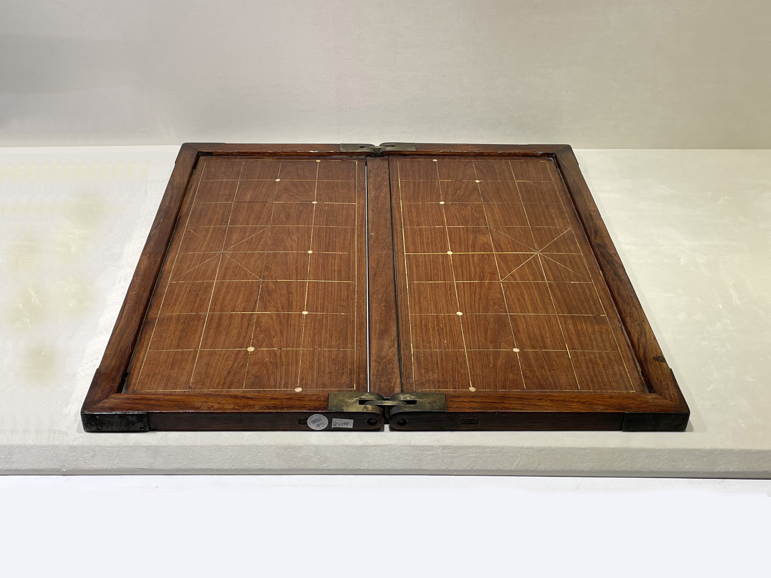 2024年黄花梨棋盘拍卖价格,黄花梨老盘子拍卖价格