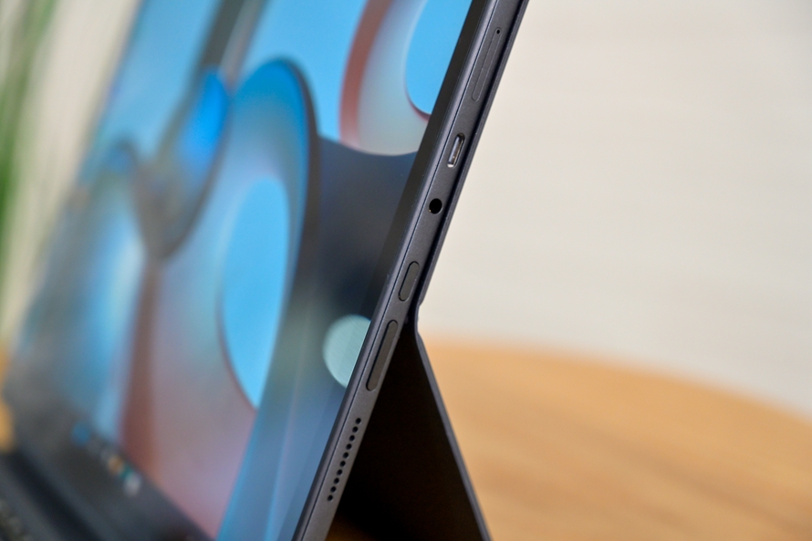 小米二合一12.4笔记本玩游戏,小米笔记本12.4二合一深度评测