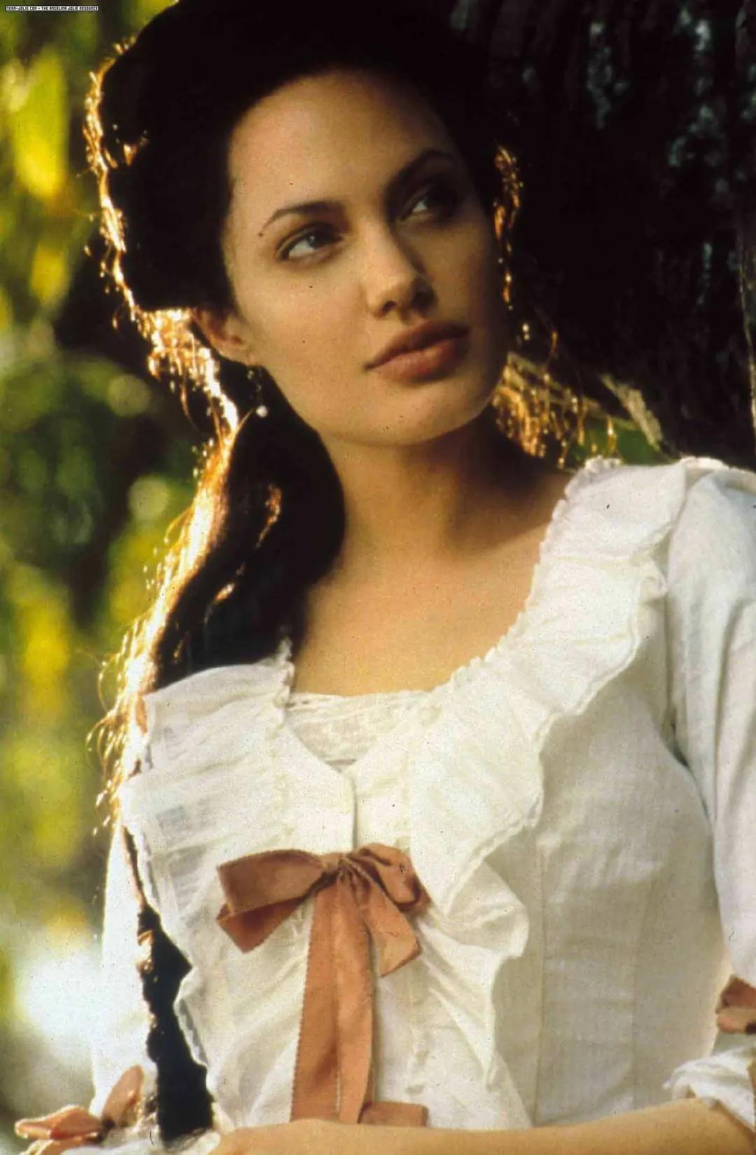 70年代欧美经典老电影在线观看,经典外国黑魔老电影