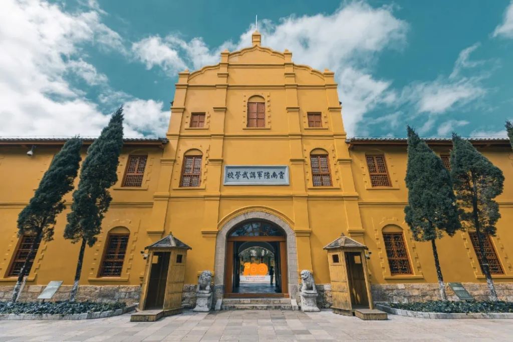 昆明到贵州5日游路线攻略,昆明大理5日游最佳方案