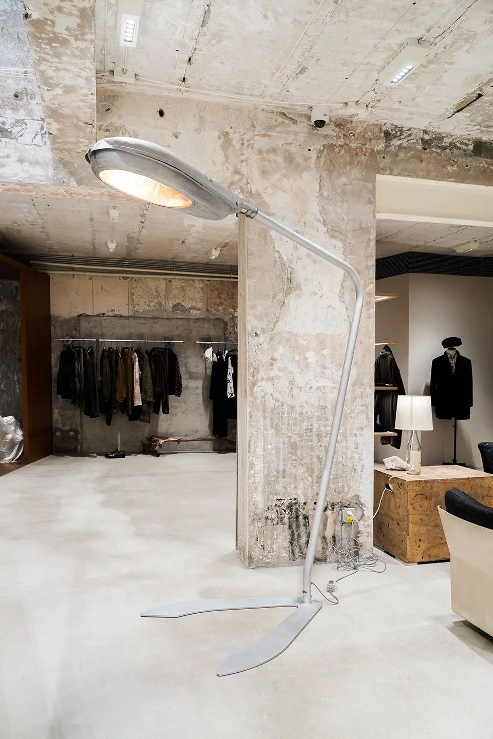 逛本土买手店，怎么跟开盲盒似的？