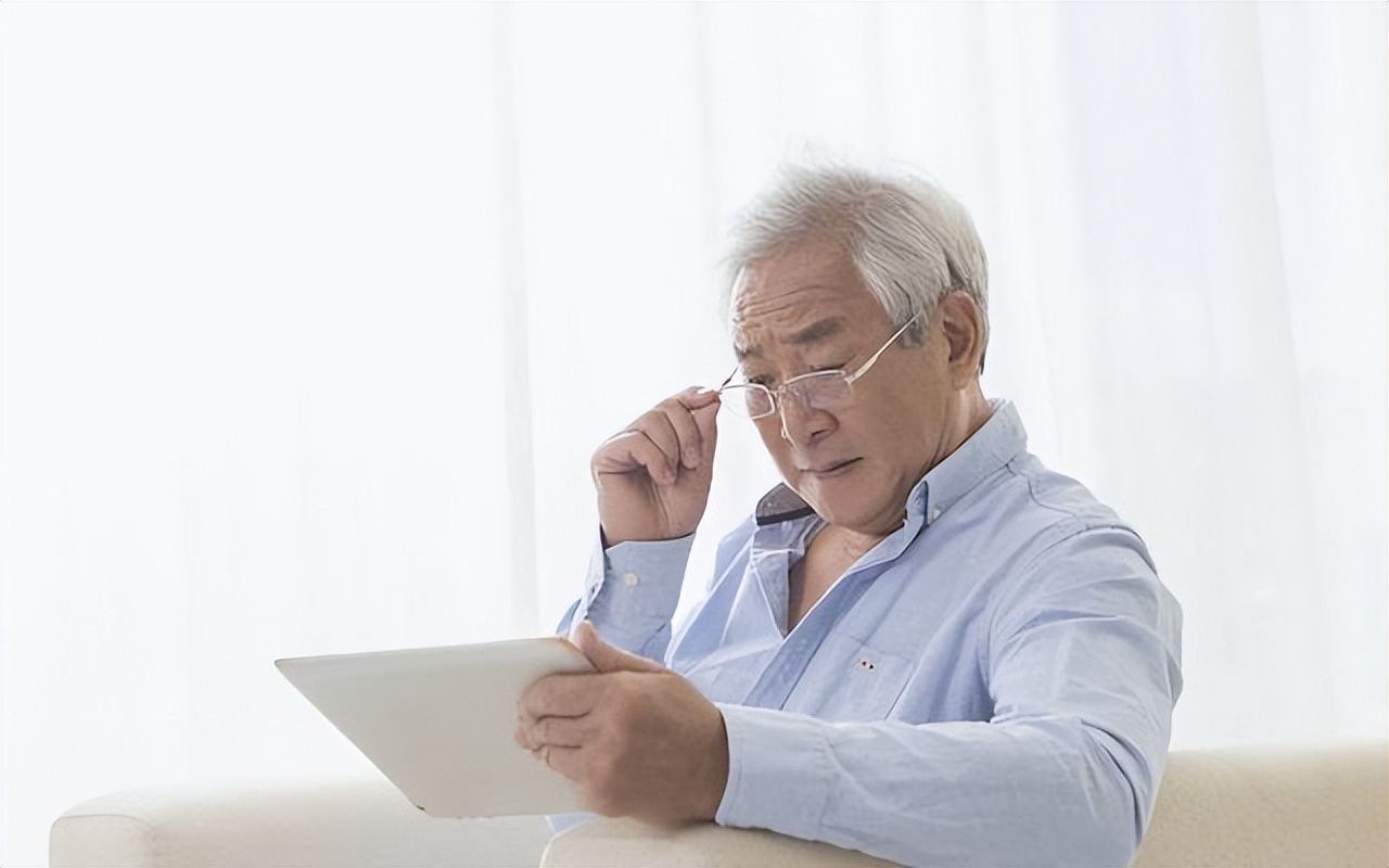 转告父母服用他汀药少碰这5物,转告家里人