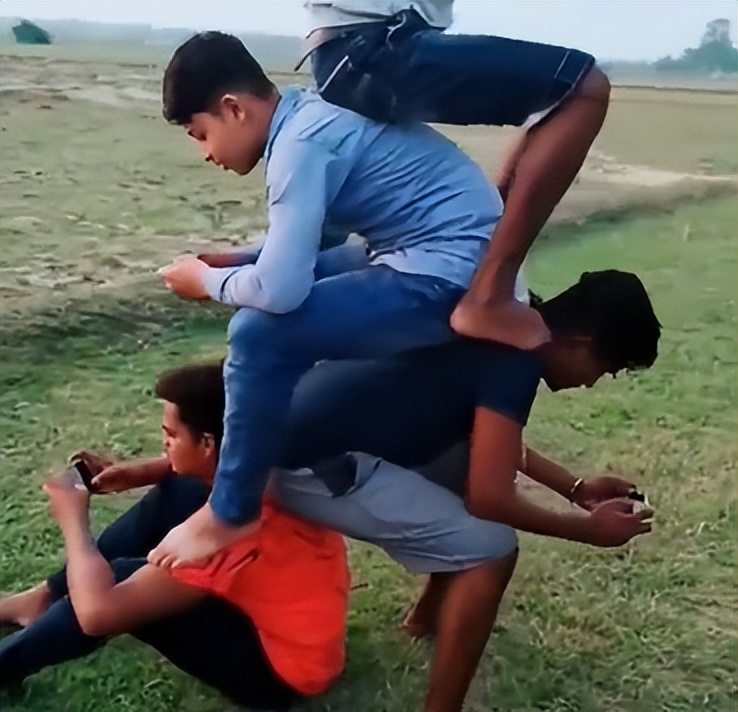 什么叫“赛博RNJ”？PUBG玩家网恋四年，被对方操作折服卖房奔现