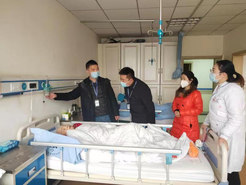 关注老人健康器械,守护患者关爱老人