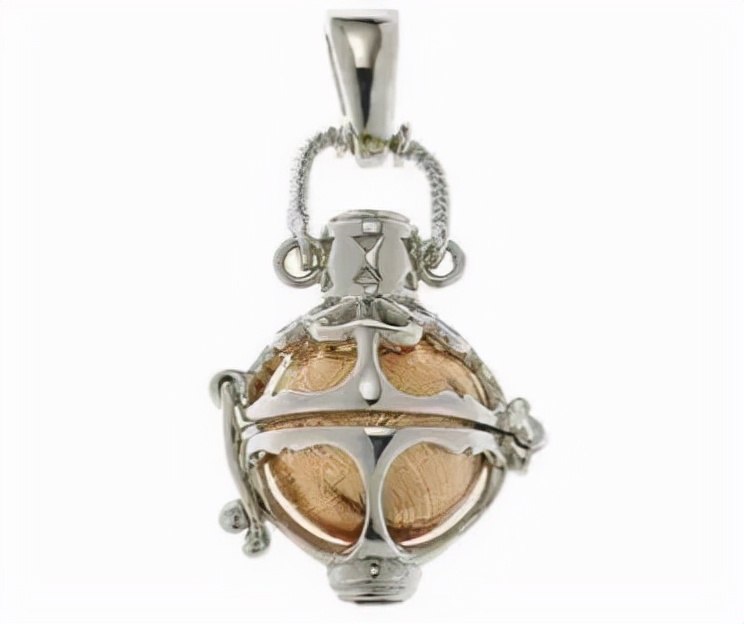 宝石也开始内卷了?做成珠宝or腕表,你Pick哪一个?