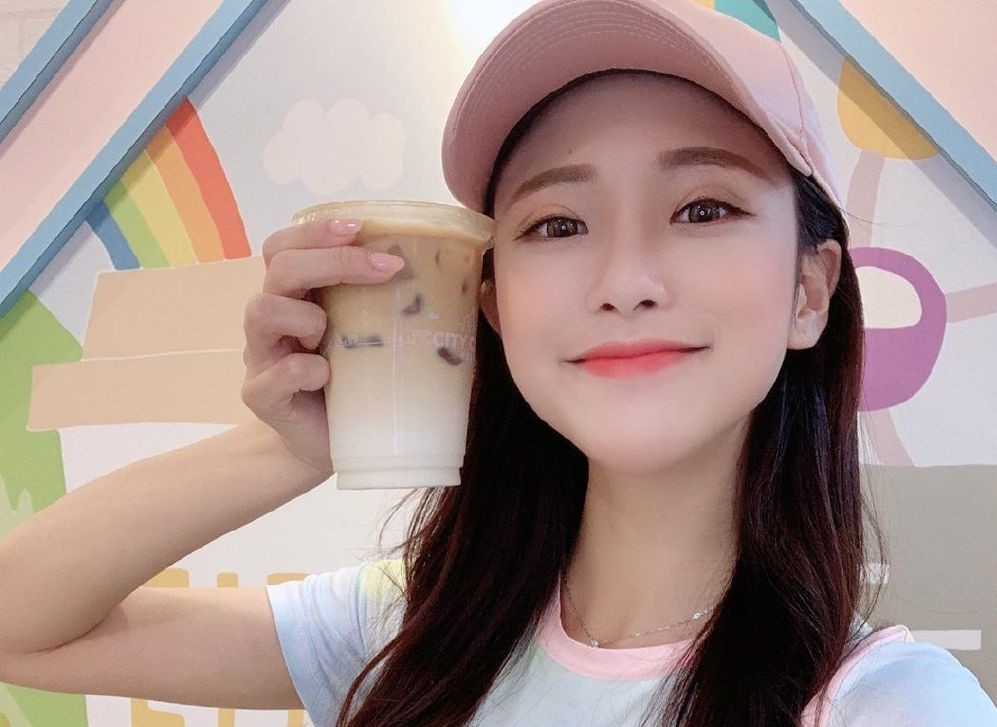 女生问你为什么喜欢她该怎么回答,当女孩问你为什么喜欢她怎么回答