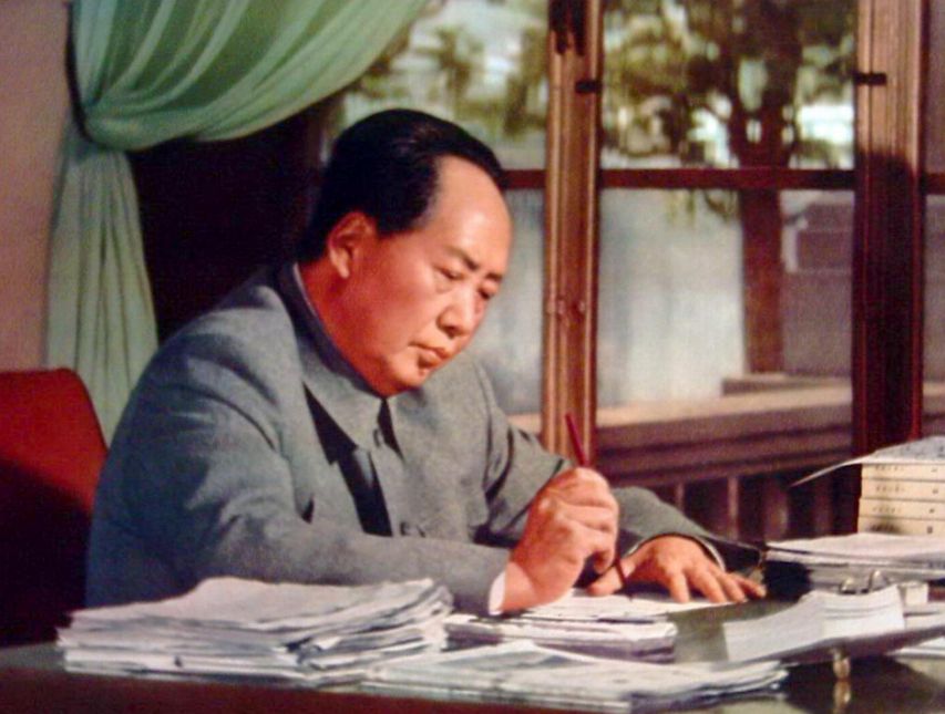 抗美援朝后中国还14年苏联军售，本是重担，为何成我军立军基石？