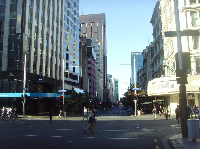 向美国捐钱的钟馨稼现状如何,钟馨稼给美国捐款