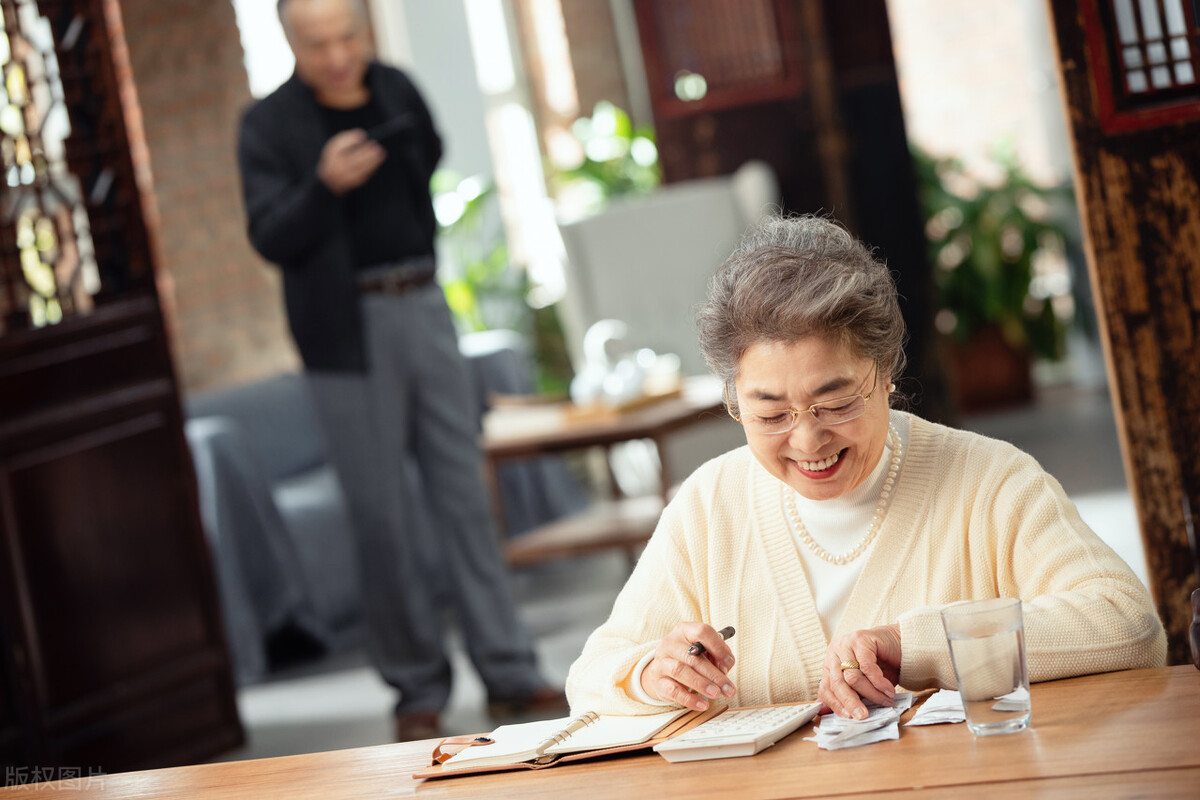 中人补发仅指十年过渡期吗,中人14年和15年补发多少