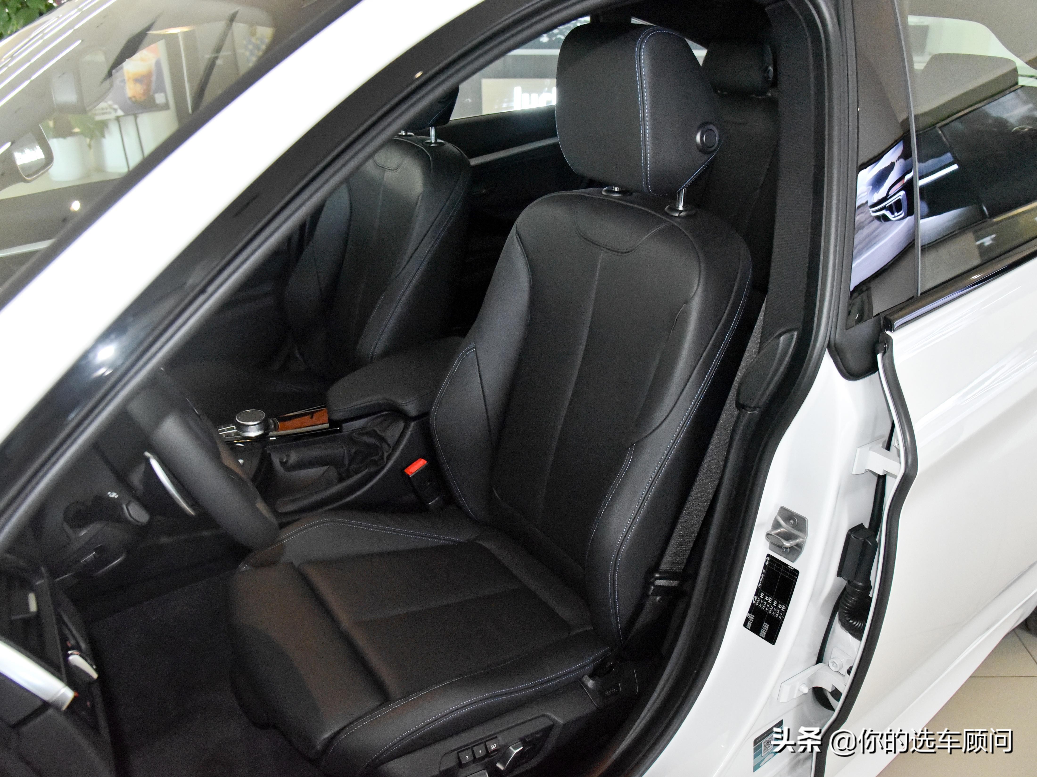 无边框大溜背车型,新款宝马3系gt霸气街拍