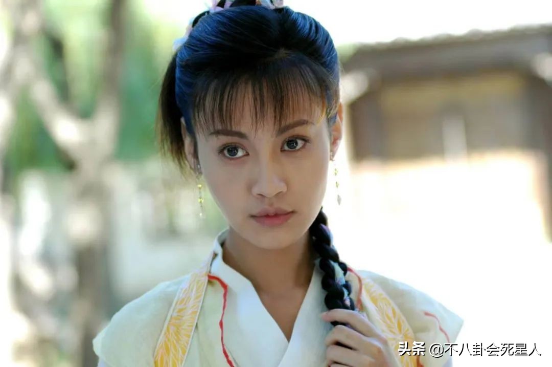 杨雪的脸怎么了,杨雪毁容了吗