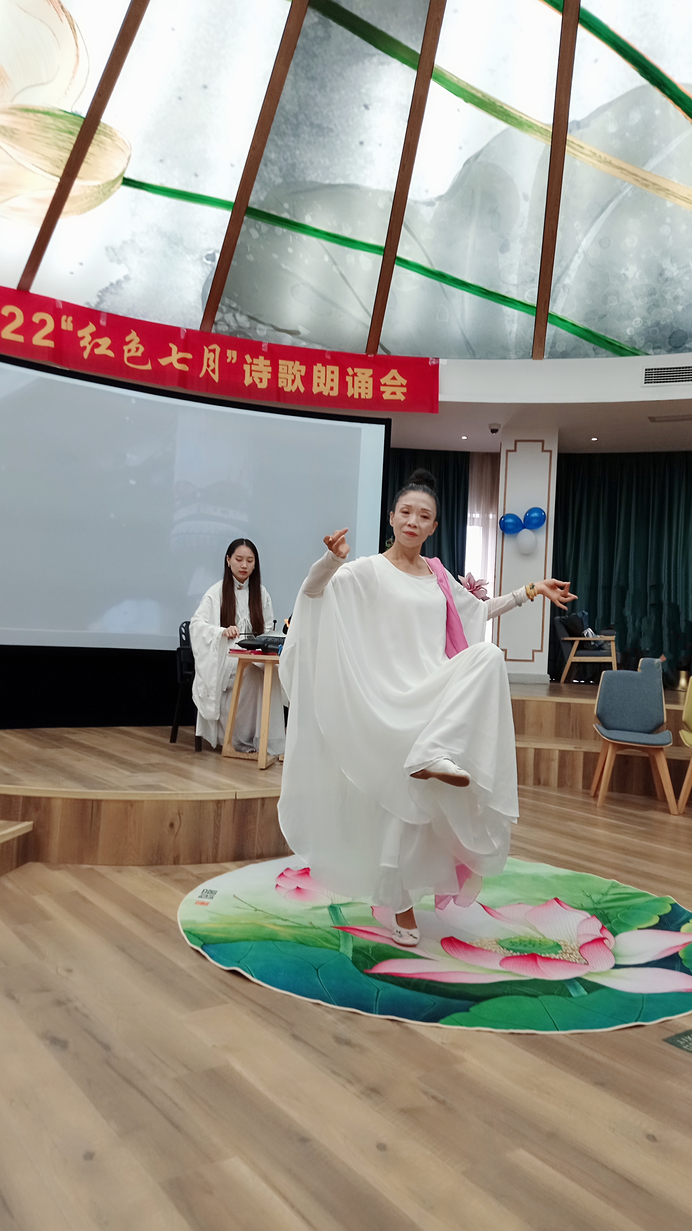 红色七月诗歌朗诵会,七一活动红色经典诗歌朗诵