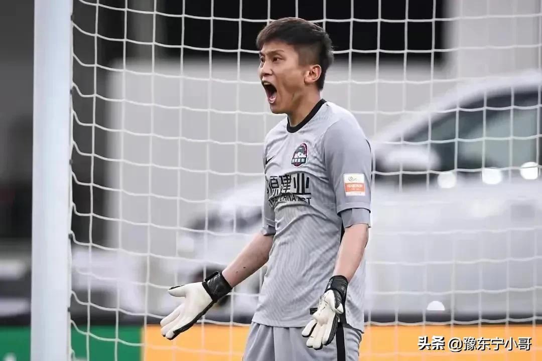 建业门将王国明效力于哪些队伍,中超门将王国明现在在哪里