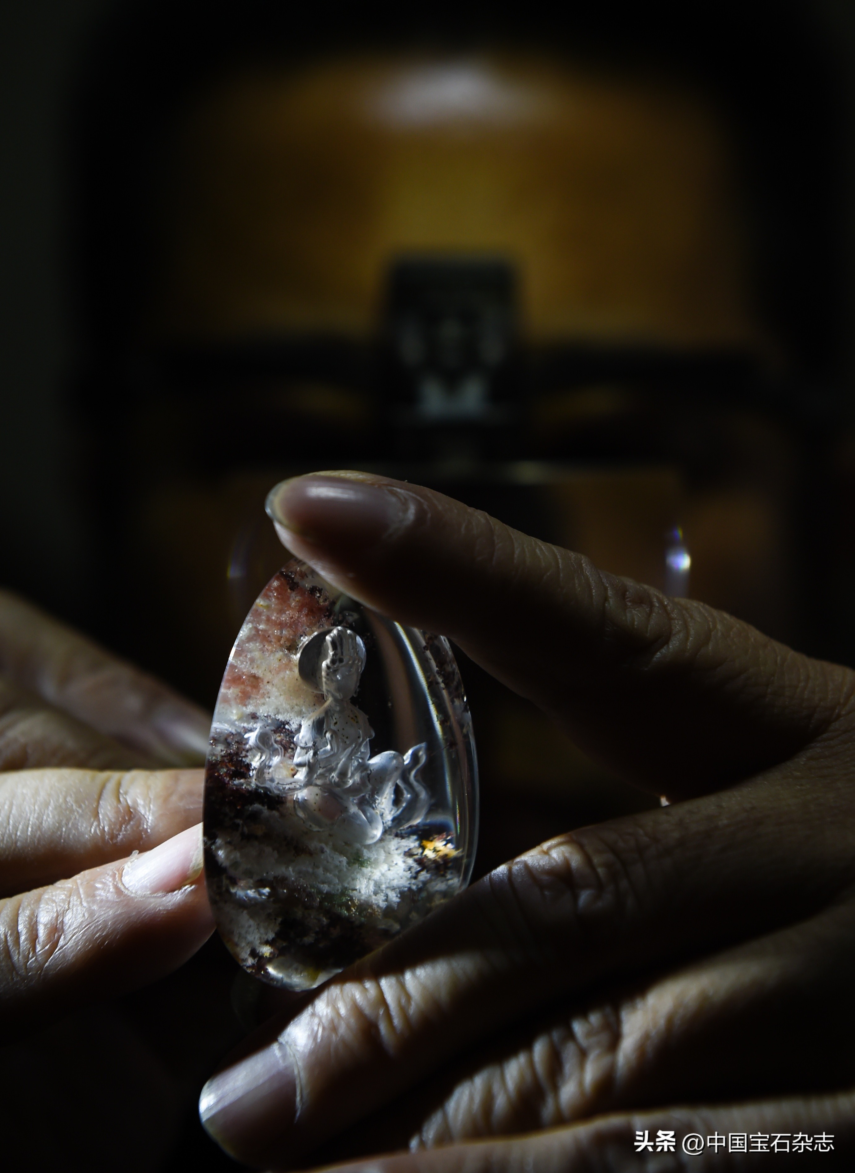 敦雅纯净奔南越旭光晶莹出东海——魏敦旭谈水晶雕刻的感悟与创新