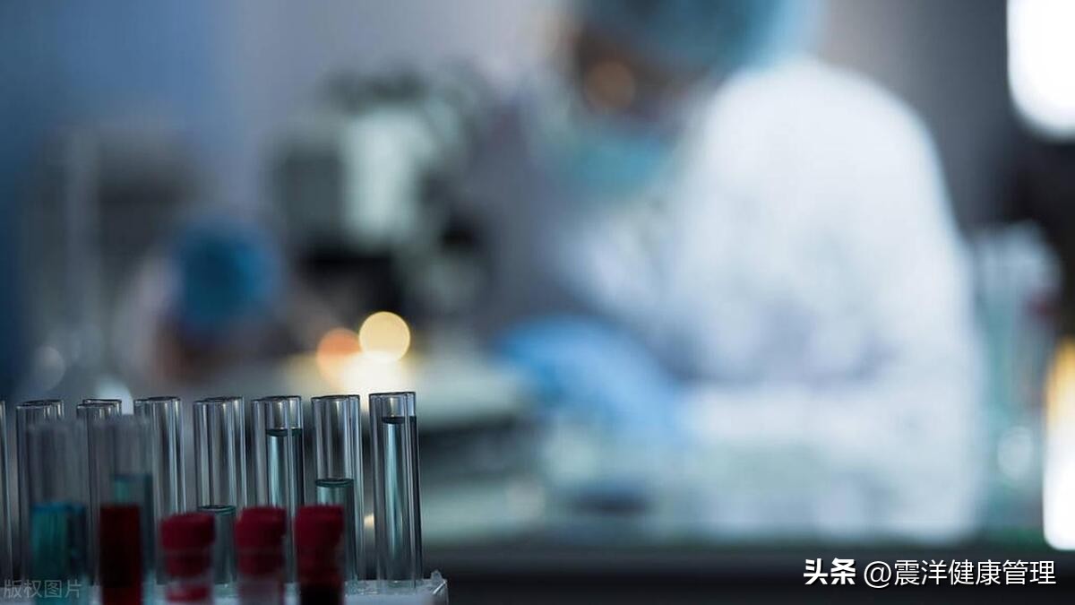 我19岁怀孕12周，50岁男友不承认孩子是他的，怀疑我清白，怎么办