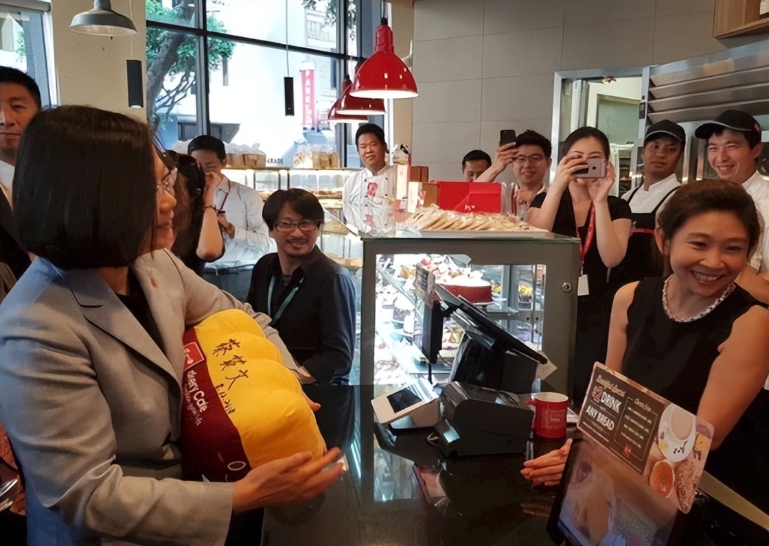 台湾省一店铺宣称绝不用中国制造，却在大陆疯狂开店捞钱引起众怒