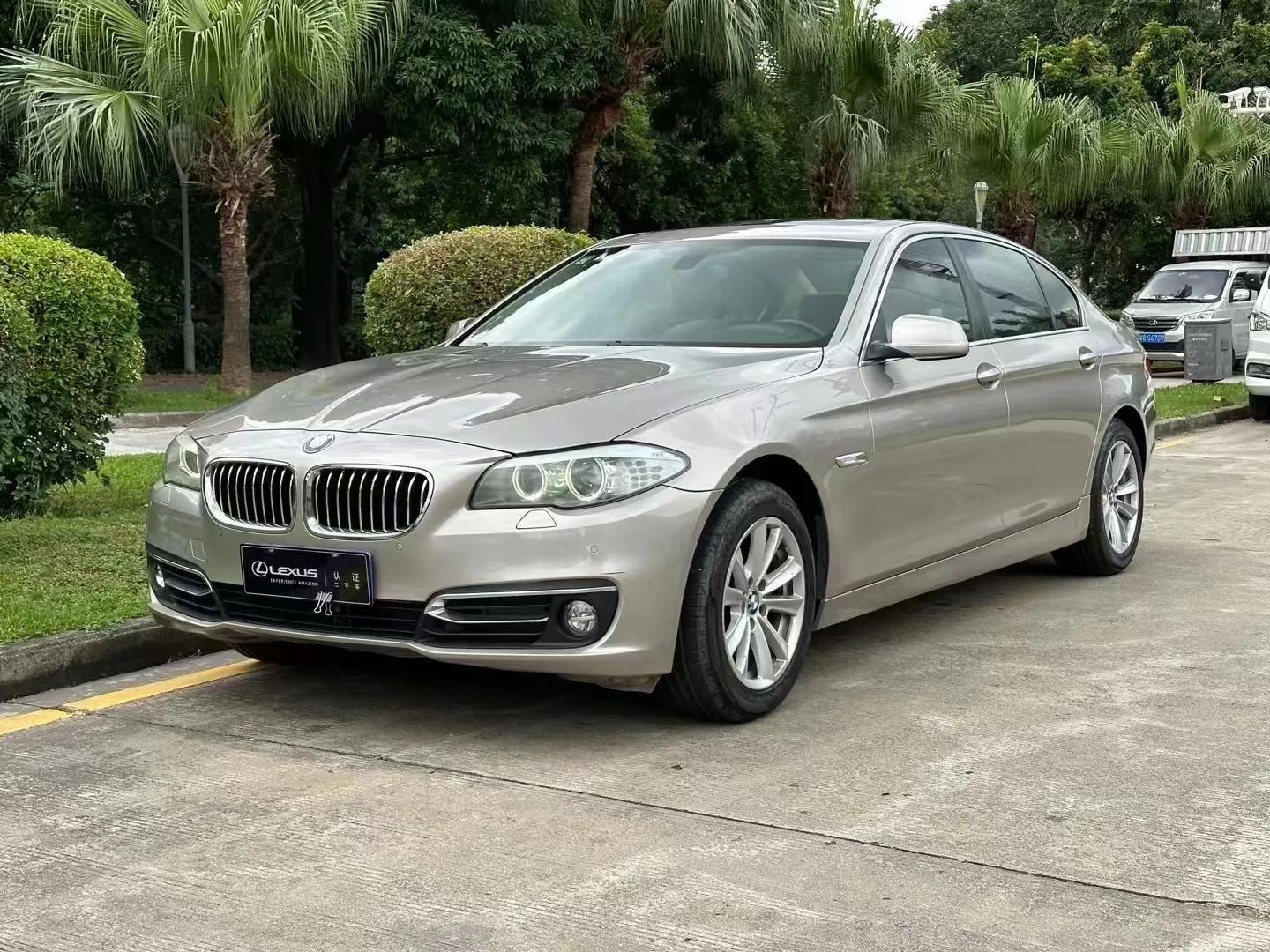 宝马525Li2.0T自动豪华版,宝马525li2.0几缸