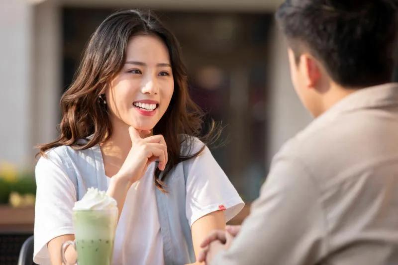 十年前相遇相识相知是一种缘分,致我们十年的缘分到头