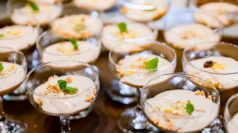 芬兰人的饮食食谱,芬兰传统食物