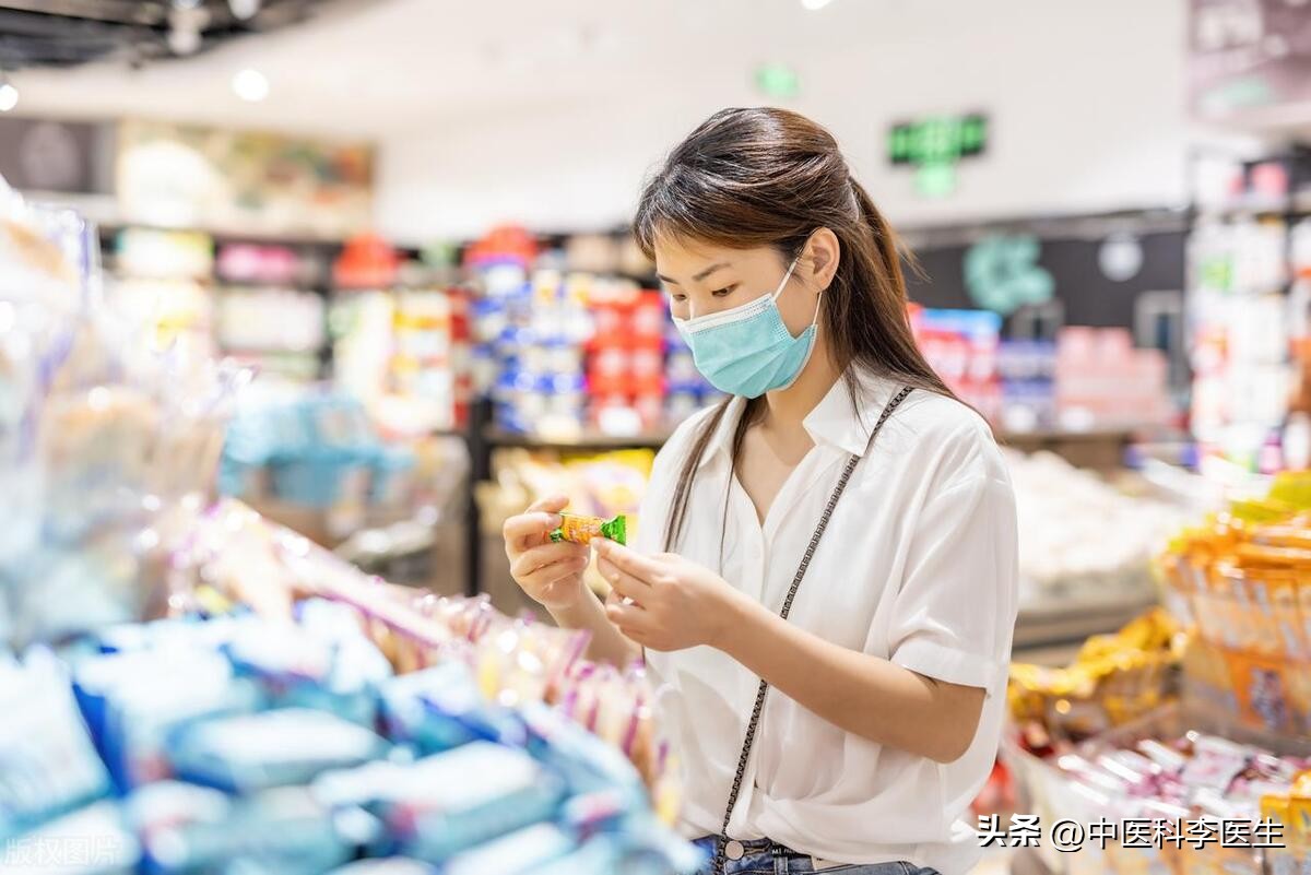 新冠“二阳”后，轻症尽量少吃药，做好3件事可以加快康复