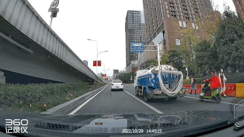 4k夜视行车记录仪,360行车记录仪g900测评视频