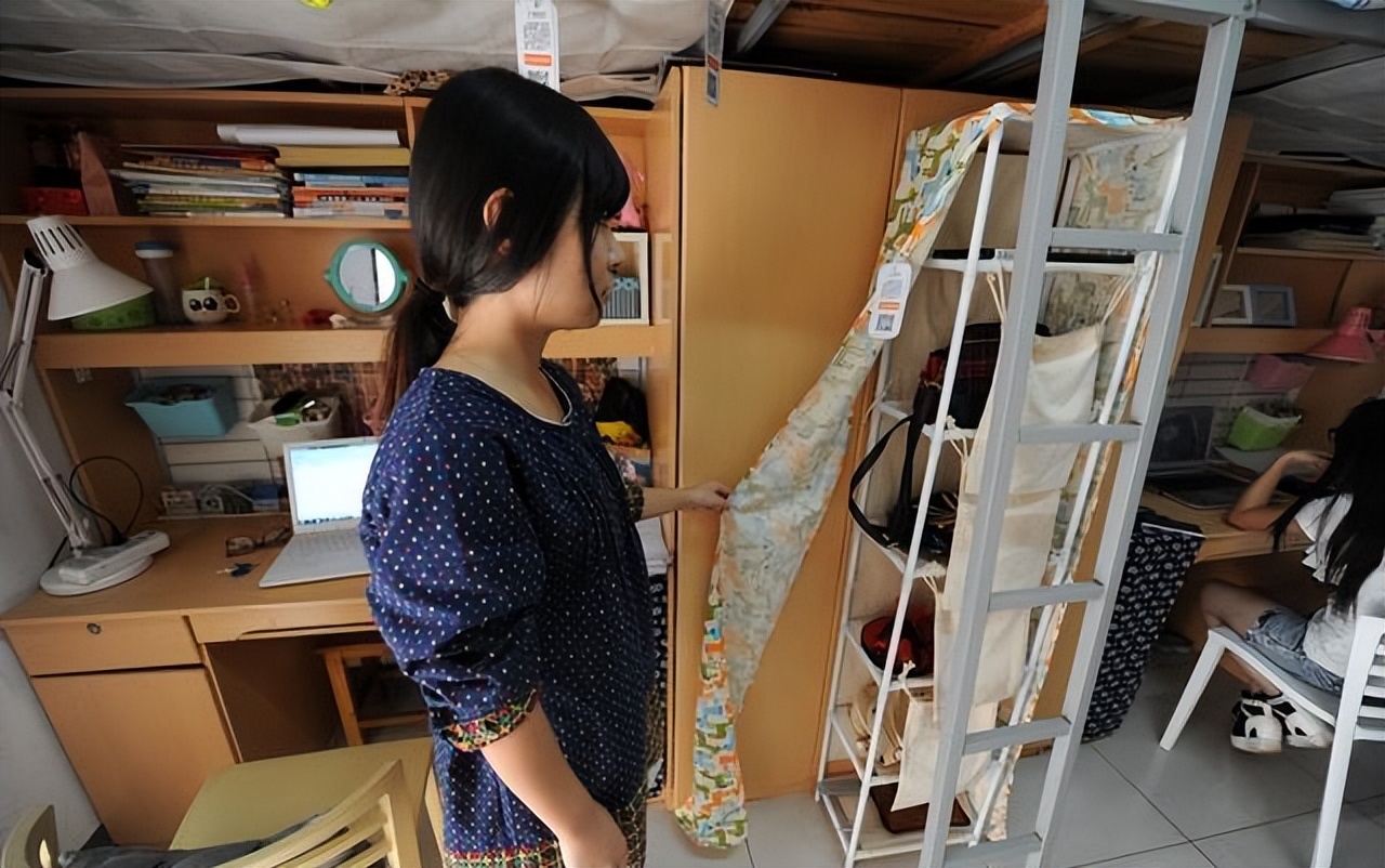 贫困生用苹果可以举报吗,用苹果手机的贫困生能举报吗