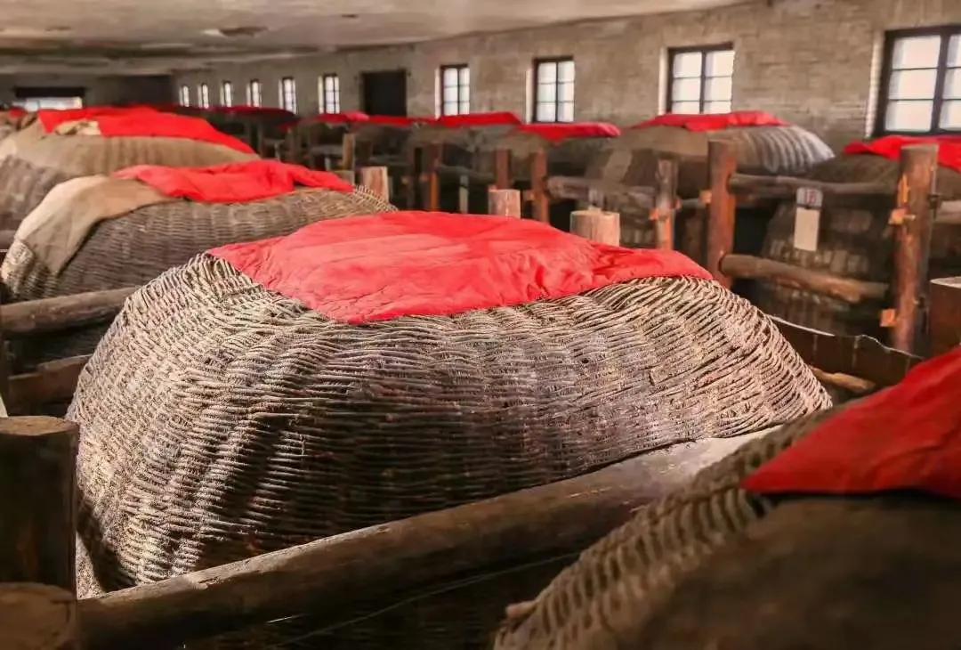 曾经的四大名酒没落的贵族西凤酒,带你了解不知道的知识