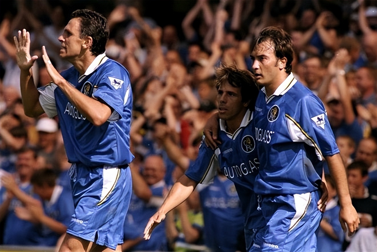 24岁遭尤文清洗，29岁成切尔西累赘，前意大利主力前锋生不逢时