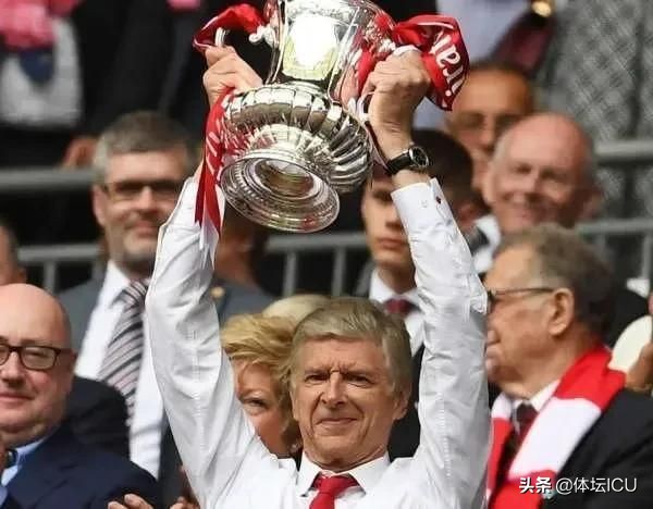 天下足球十大梗,天下共一石独占八斗原话