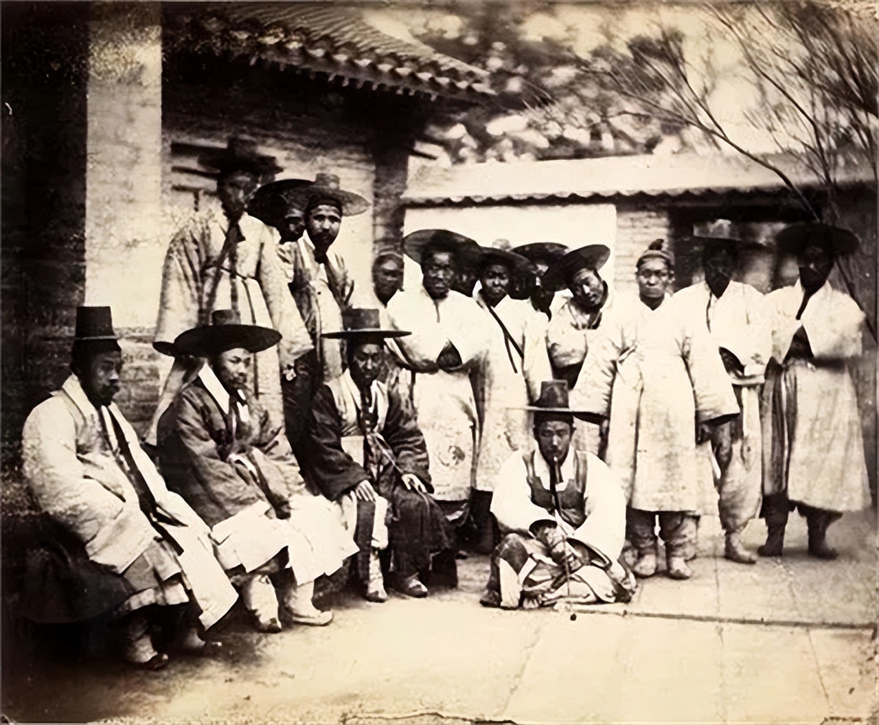 为什么中亚地区有大量朝鲜族人,有家而不能回的民族