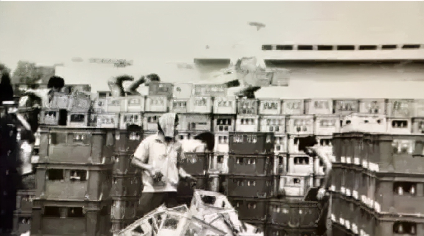 好物之国货志丨用一瓶汉口二厂汽水,“复活”老武汉的味道