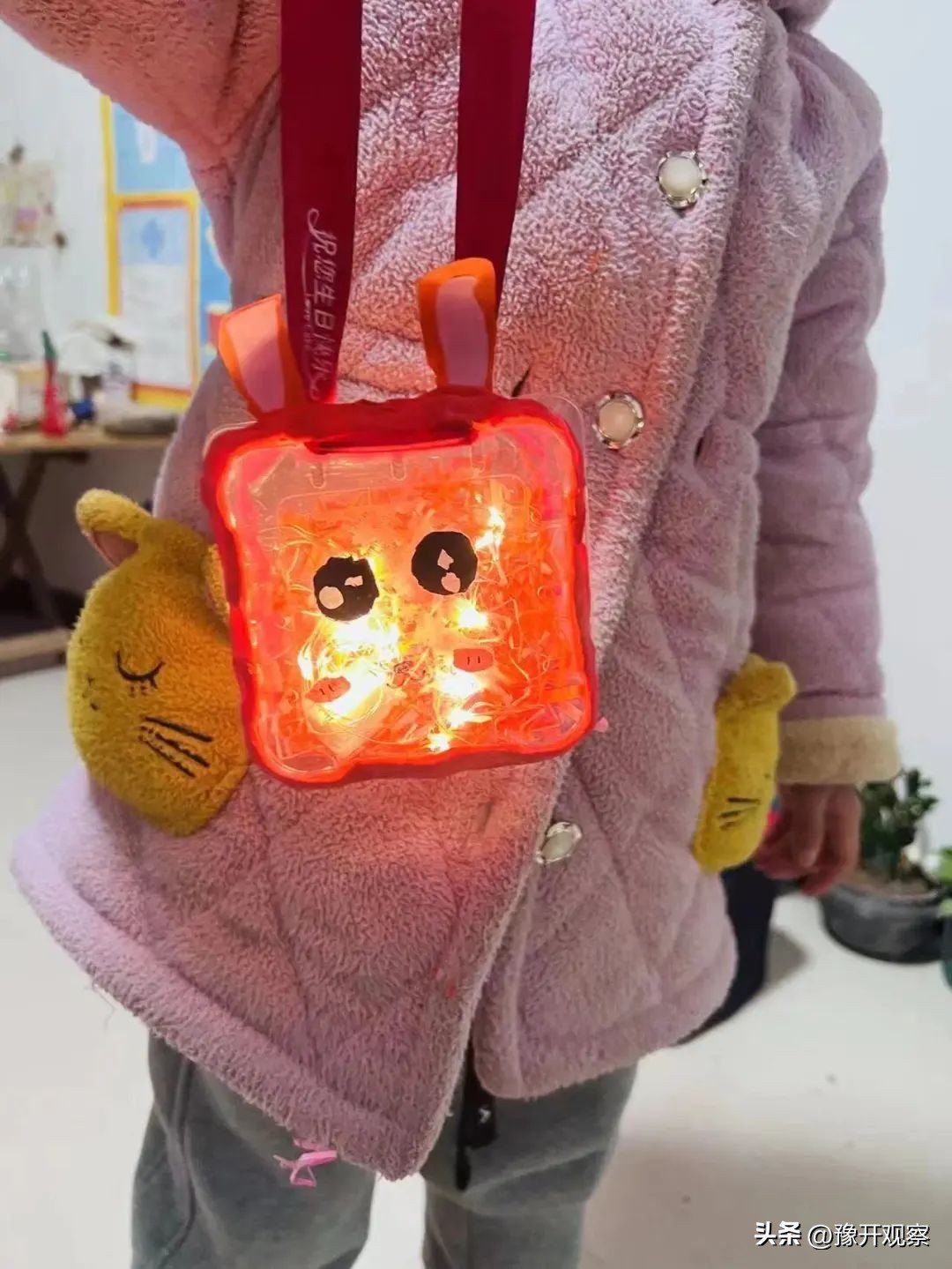 小学生元宵节做花灯活动,小学元宵节做花灯